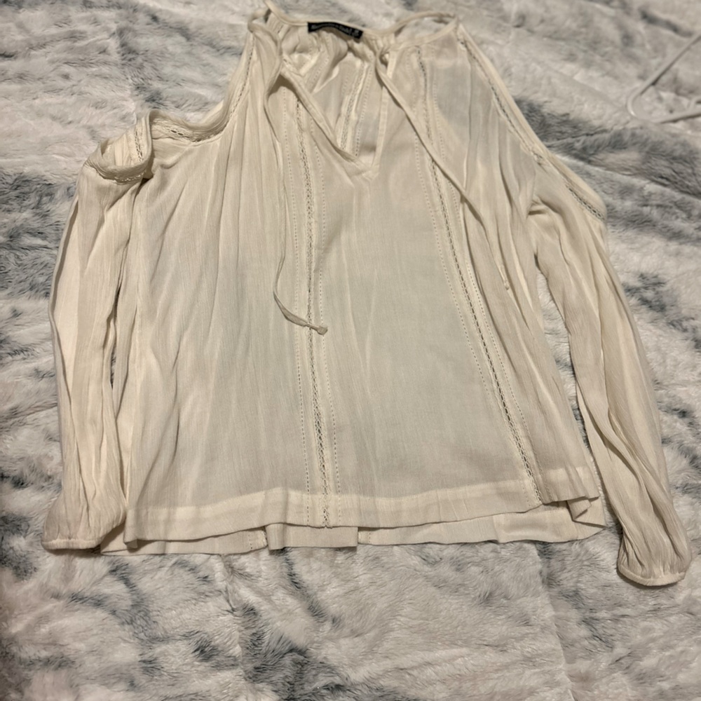 Abercrombie and Fitch cut out bohemian top